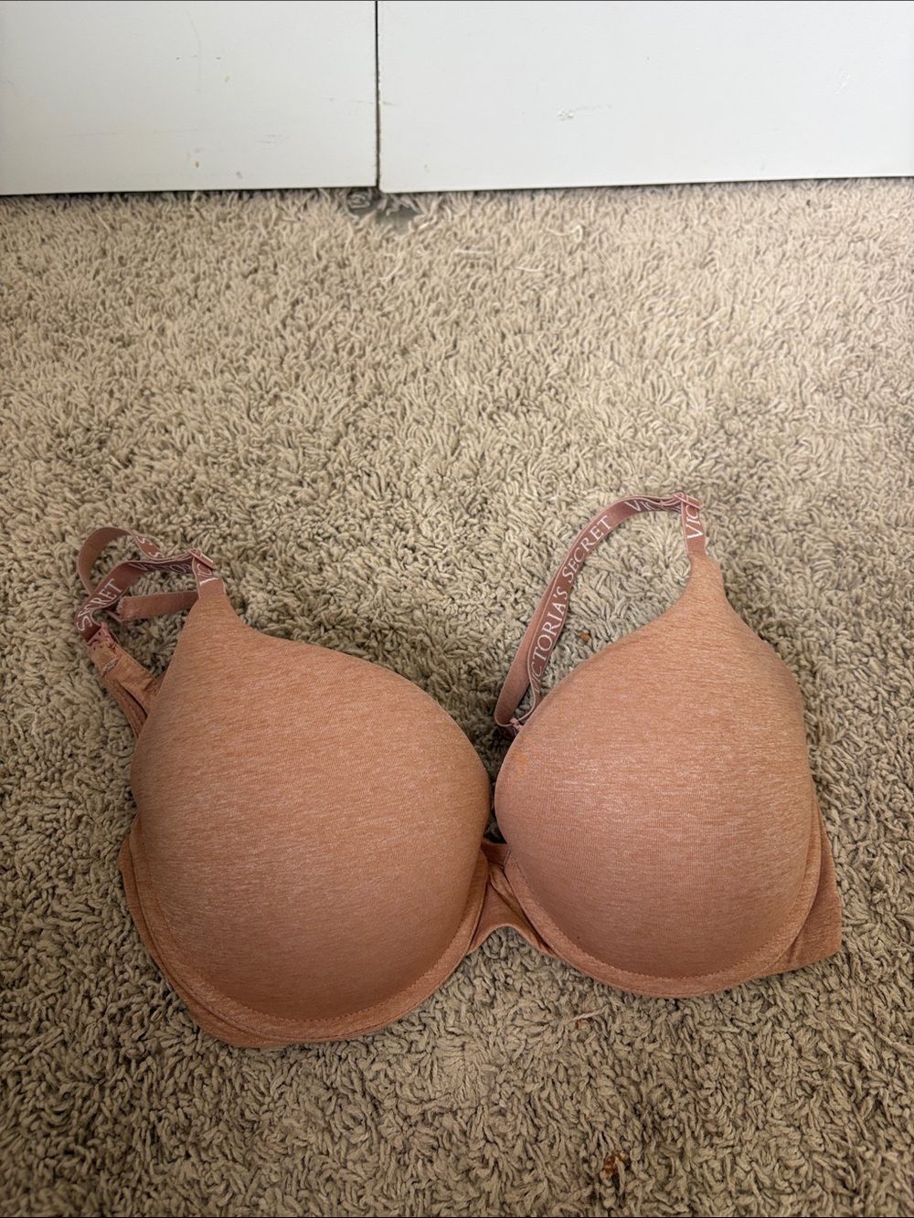 Victoria's Secret Molded T-Shirt Push-Up Bra in Dusty Rose Tan